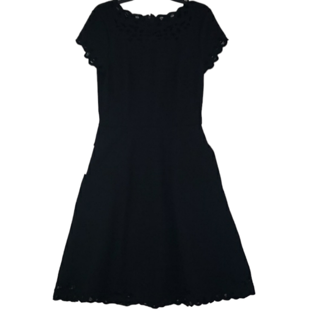 White Hause Black Market~Woman Size 0~Black Fit/Flare Lazer Cut Dress Pockets.